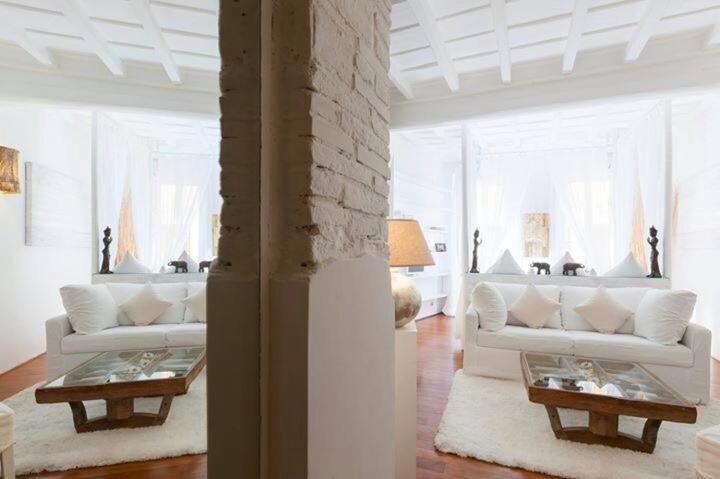 Navona Color Vicolo Delle Vacche Apartment Rome Exterior photo